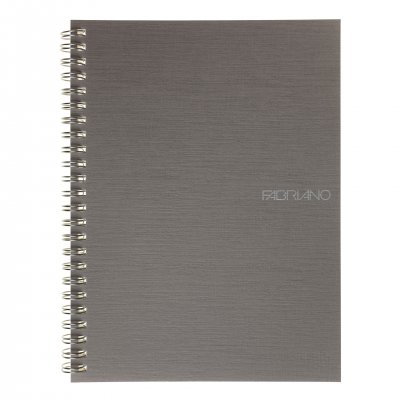 Fabriano Тетрадка, A5, широки редове, офсетова хартия, метална спирала, мека корица, 70 листа, сива
